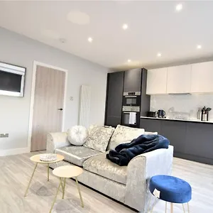 https://super-central-location-i-morden-1-bedroom-flat-i-sleep-4.brighton-hotels-england.com